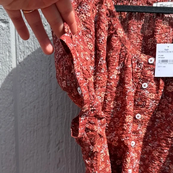 NWT Madewell Puff Short Sleeve V neck  Red Floral Top Size: L - Picture 5 of 9
